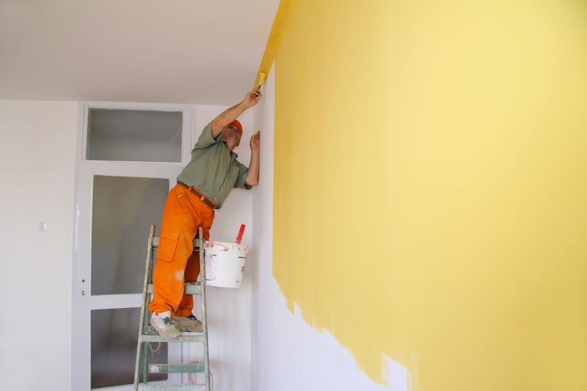 壁紙には 抗菌 抗ウイルスの室内塗装 衛生的な空間作りに 少しですが貢献します 安全な水性塗料です 有限会社 根本塗装店